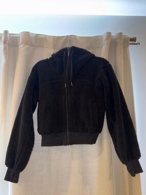 Lululemon REVERSIBLE Black Sherpa/ Back charcoal Zip Hoodie Jacket